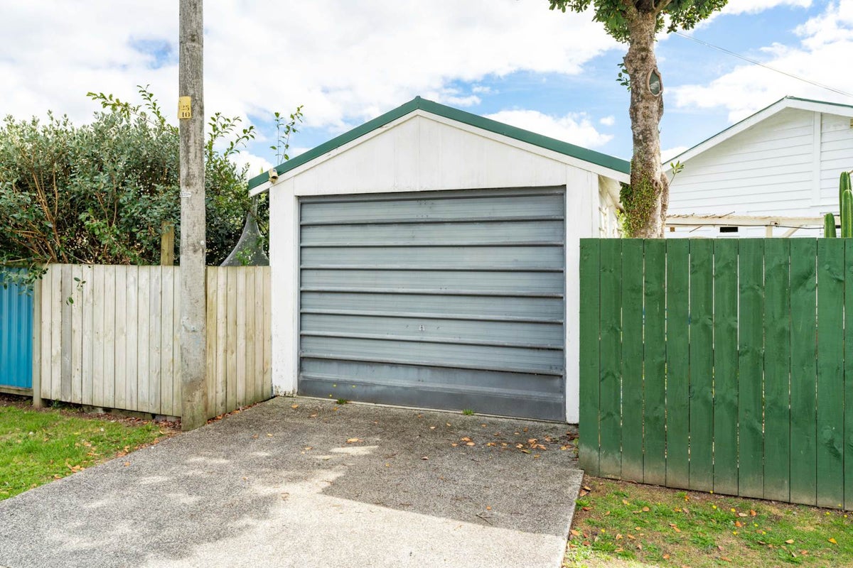 2 Cairnfield Road, Kensington, Whangarei - Carousel 14