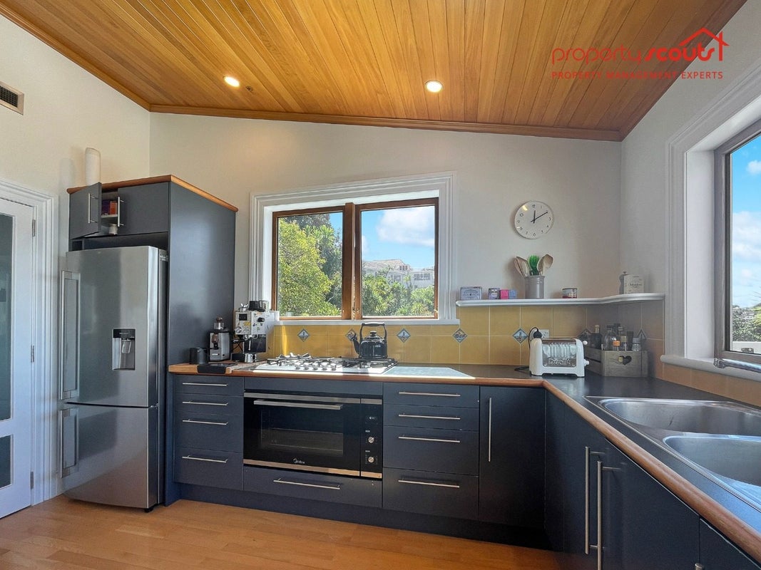97 Norwood Road, Bayswater, Auckland - Carousel 2