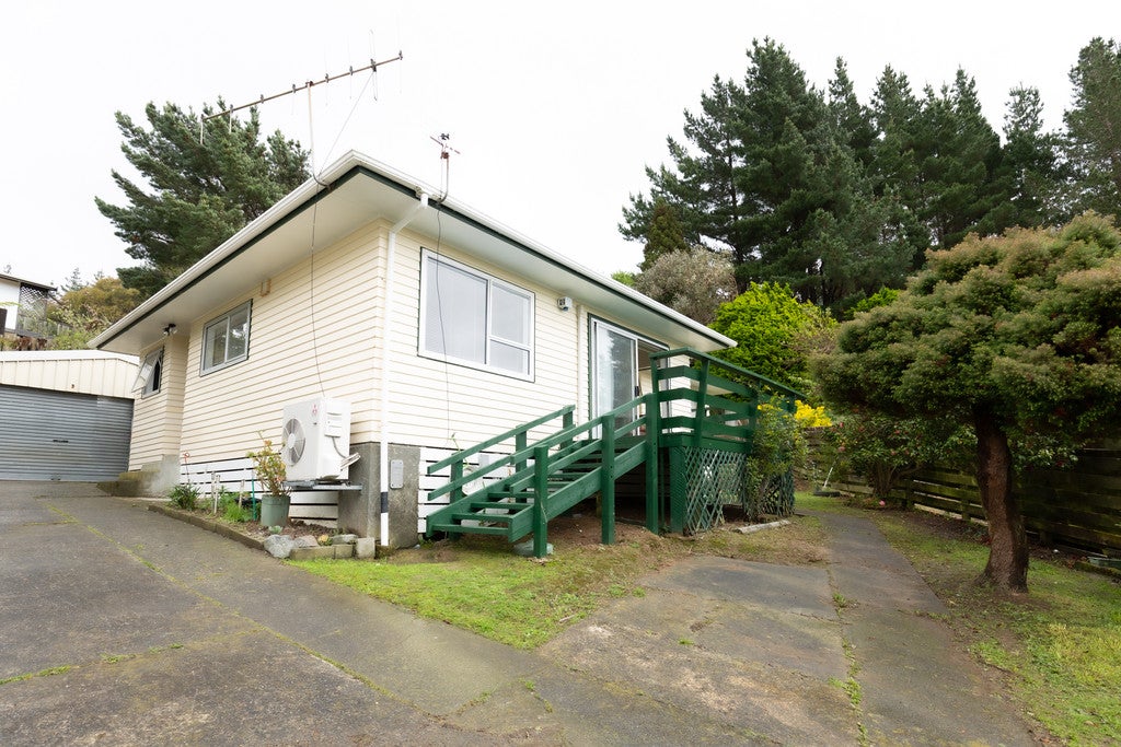 41 Stockdale Street, Wainuiomata, Lower Hutt - Carousel 1