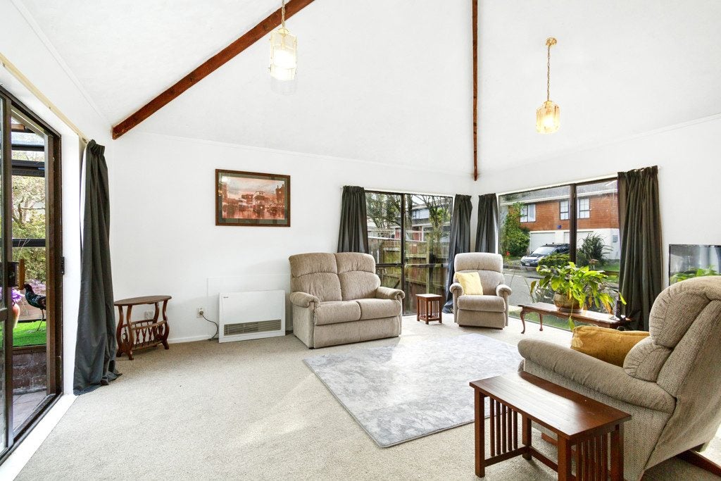 63 Cortina Avenue, Johnsonville, Wellington - Carousel 2