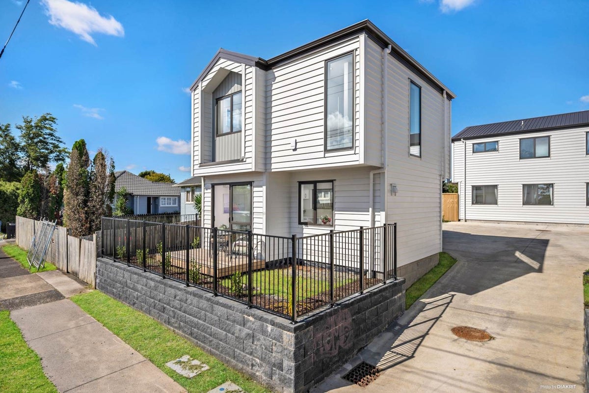 107 Porchester Road, Papakura - Carousel 2