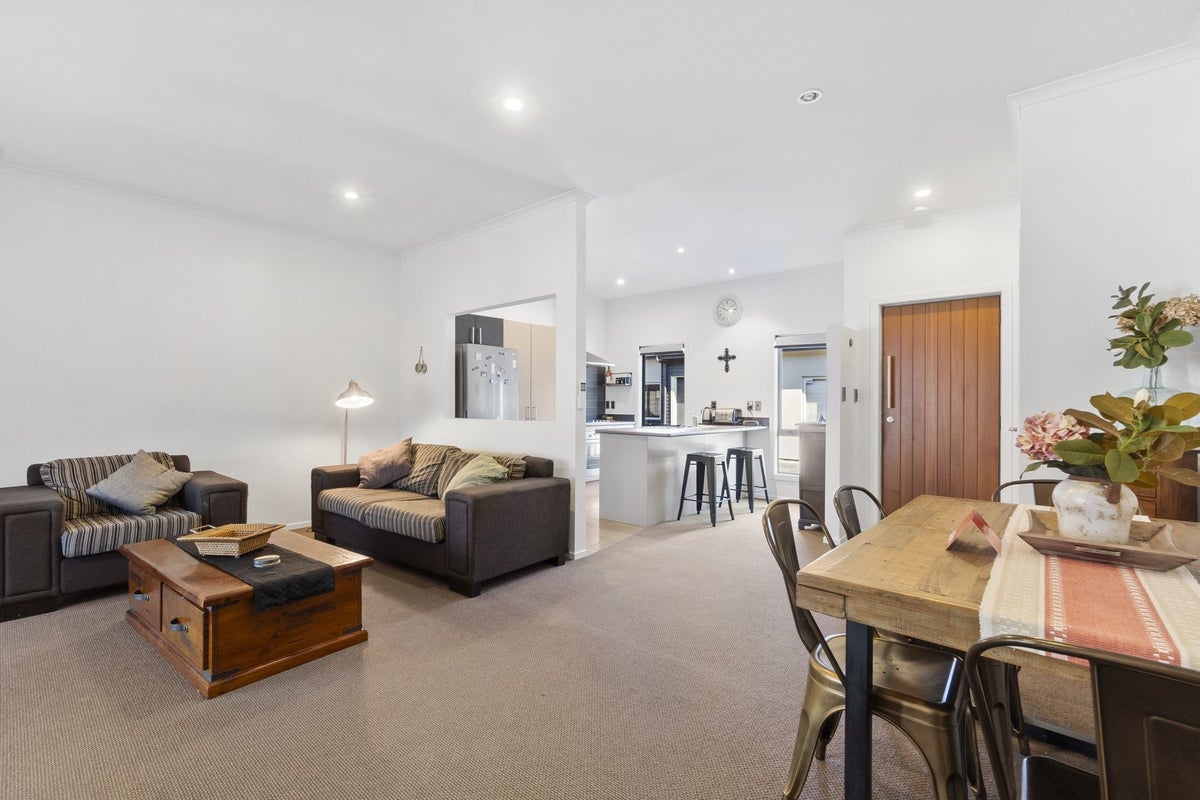 49C Albert Street, Hamilton East, Hamilton - Carousel 1
