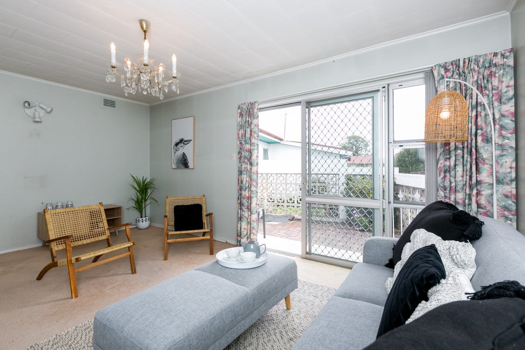 15 Plunket Street, Tamatea, Napier - Carousel 2
