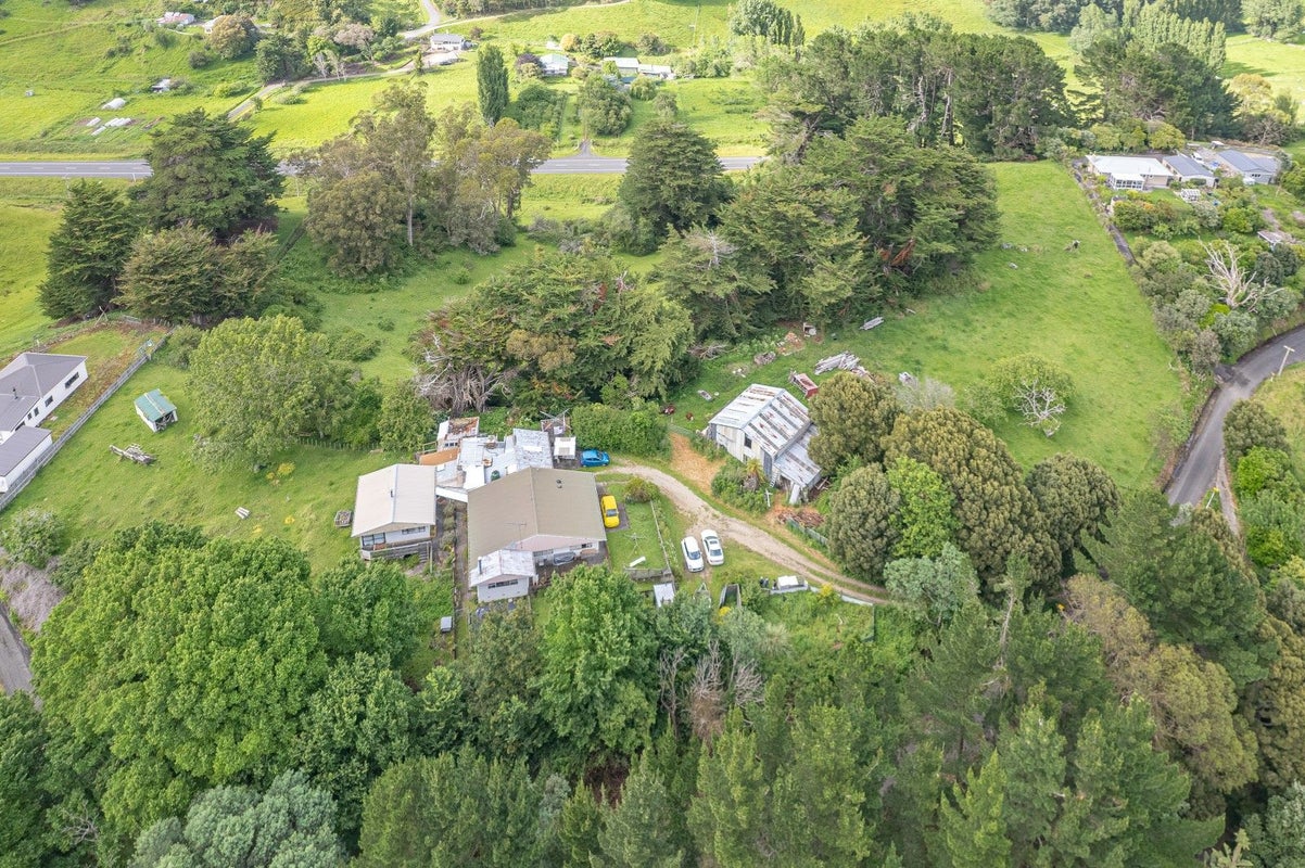 74 Holmwood Road, Kaitoke, Whanganui - Carousel 1