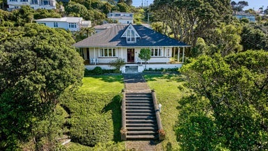 16 Ingestre Street, Vogeltown, Wellington - Carousel 1