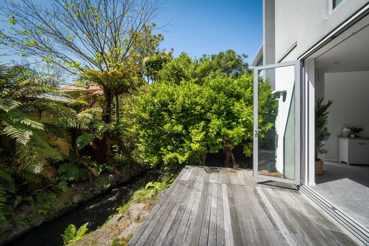 4/121 Bishop Street, St Albans, Christchurch - Carousel 2