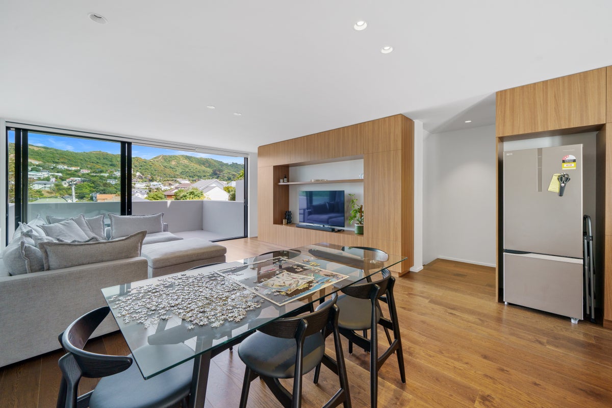 79 Melbourne Road, Island Bay, Wellington - Carousel 1