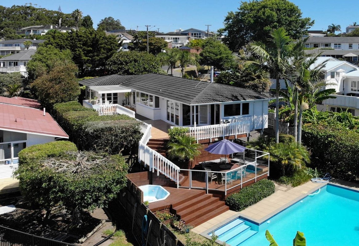 103 Matipo Road, Mairangi Bay, Auckland - Carousel 1