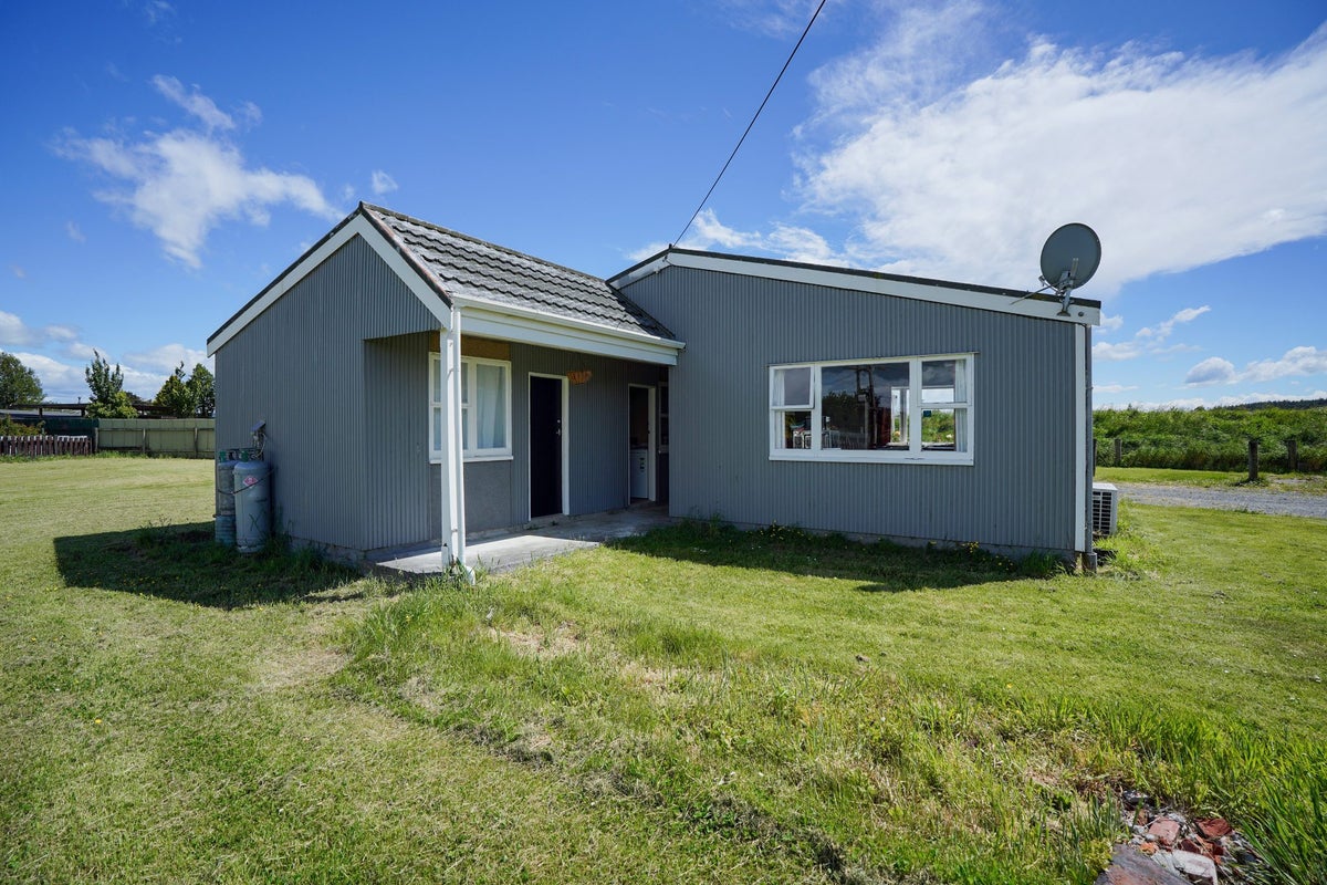 43 Alderly Street, Otautau, Otautau - Carousel 2