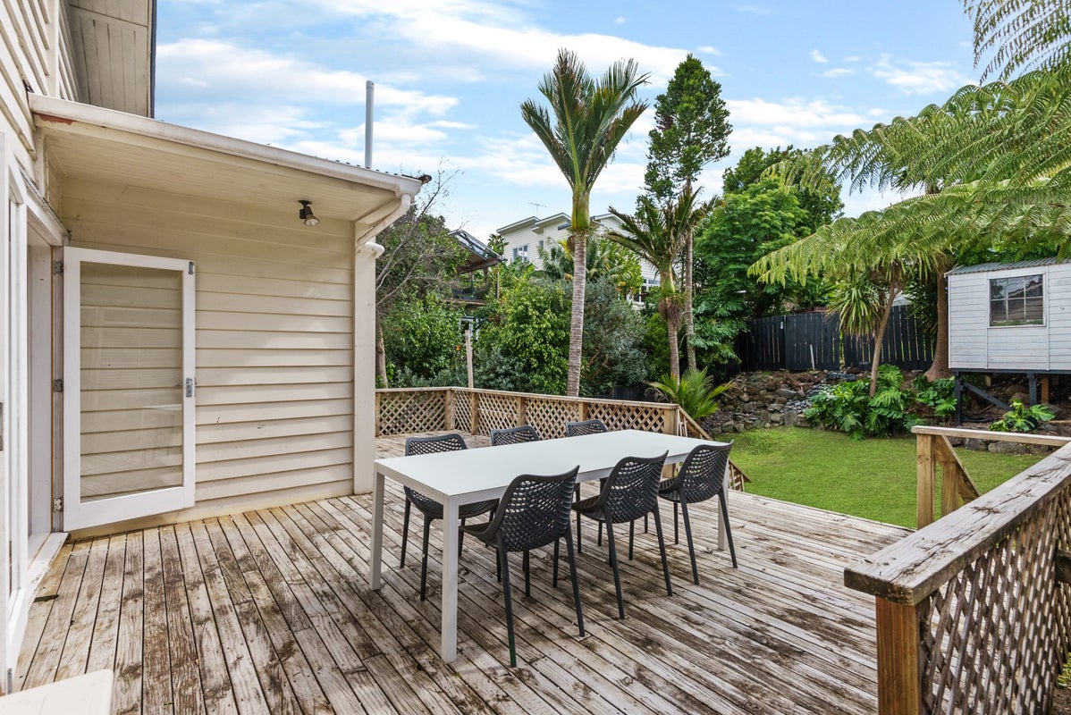 49 Ariki Street, Grey Lynn, Auckland - Carousel 2