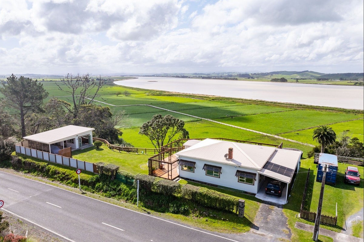 87 Norton Street, Te Kopuru - Carousel 1