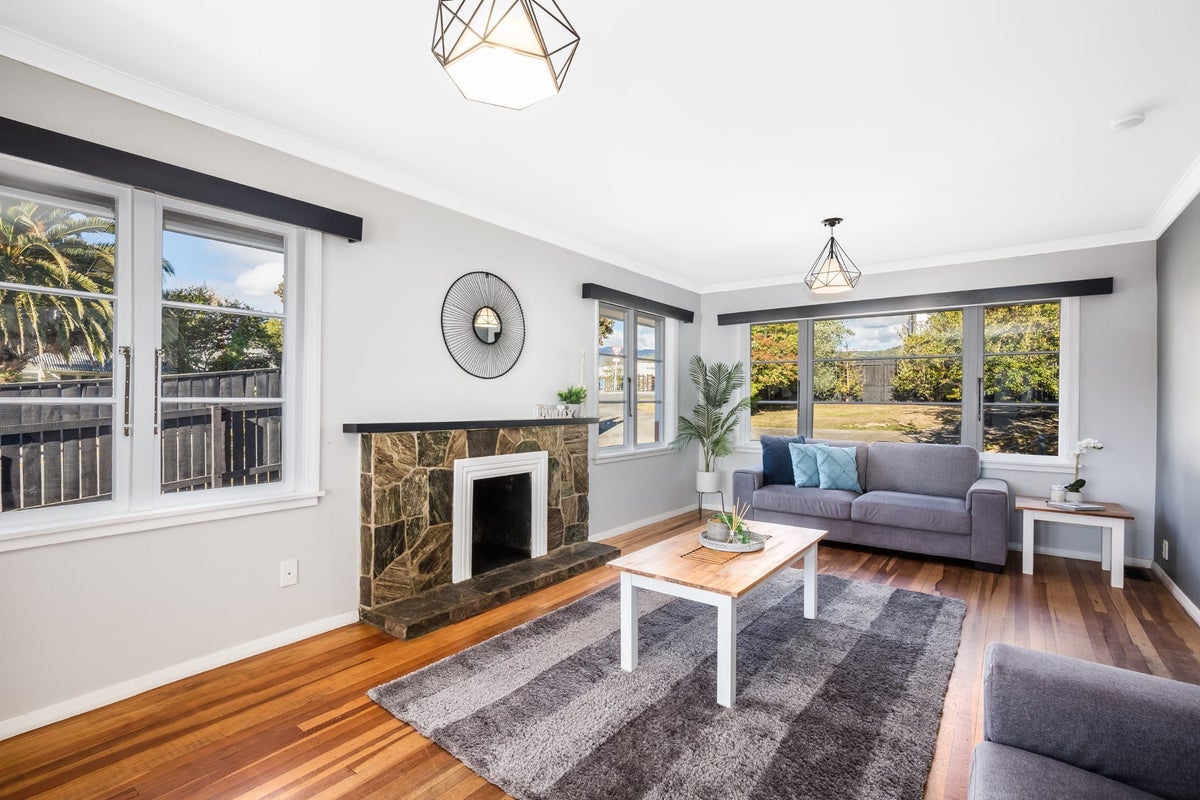 669 Fergusson Drive, Trentham, Upper Hutt - Carousel 2