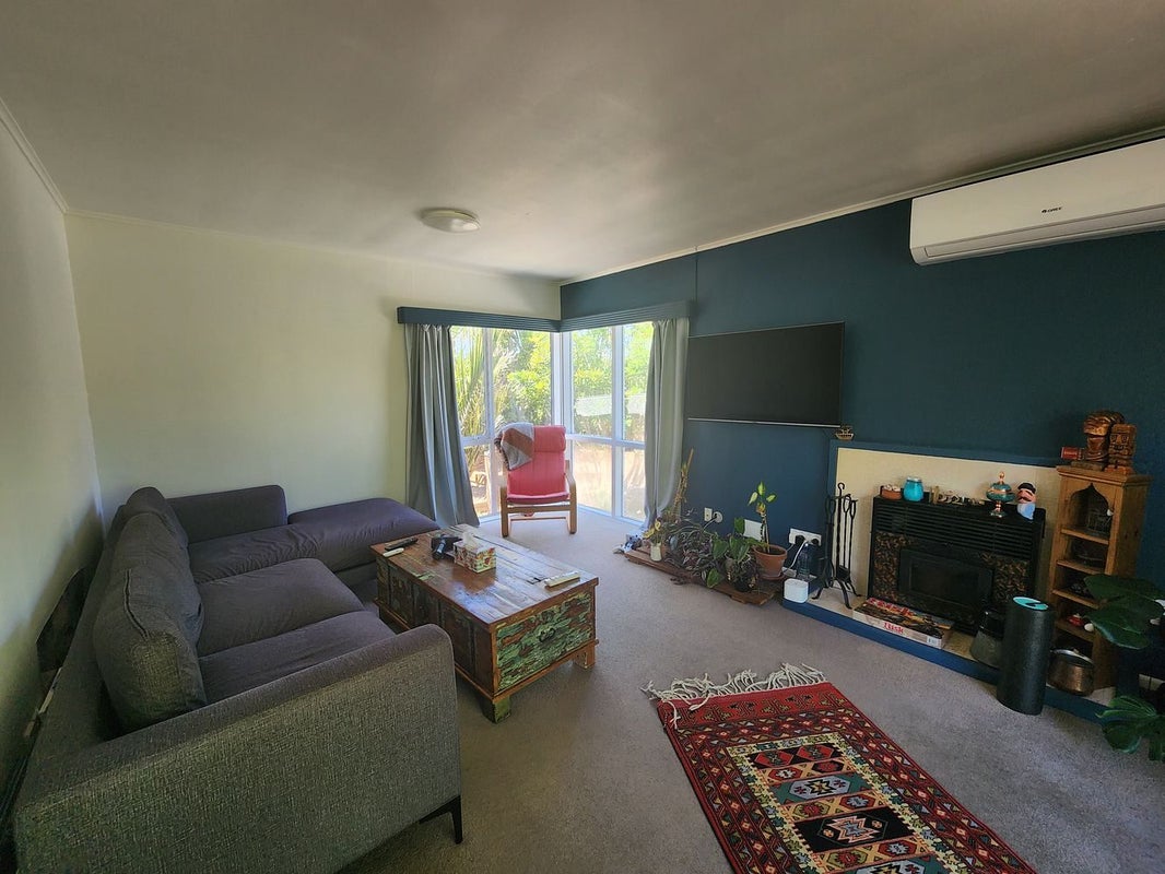 92 Ruskin Road, Newlands, Wellington - Carousel 2