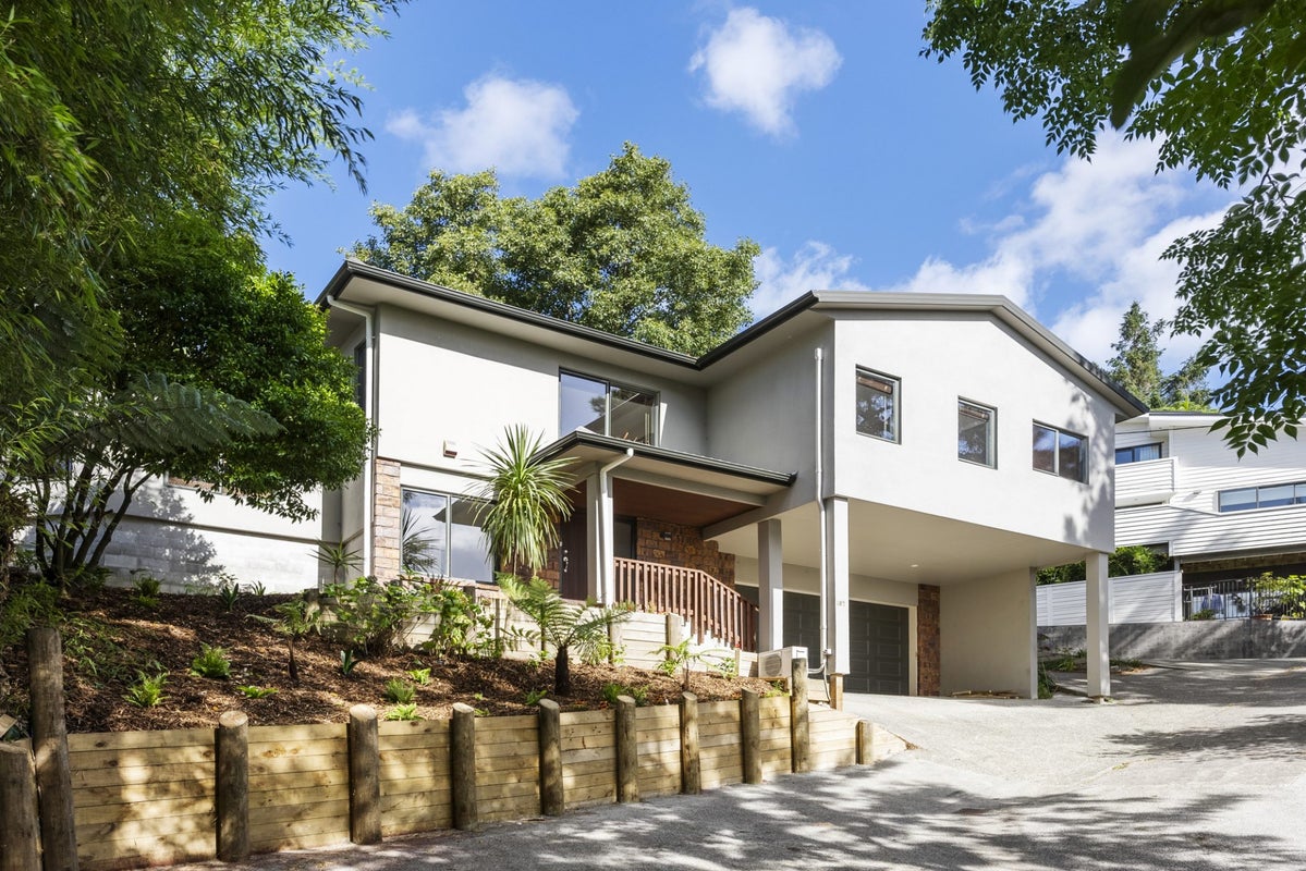 167 Browns Bay Road, Browns Bay, Auckland - Carousel 1