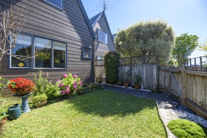 26/41 Waipa Street, Birkenhead, Auckland - Carousel 1