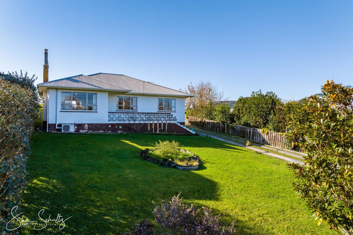 30 Bickerstaffe Road, Maungaturoto - Carousel 34