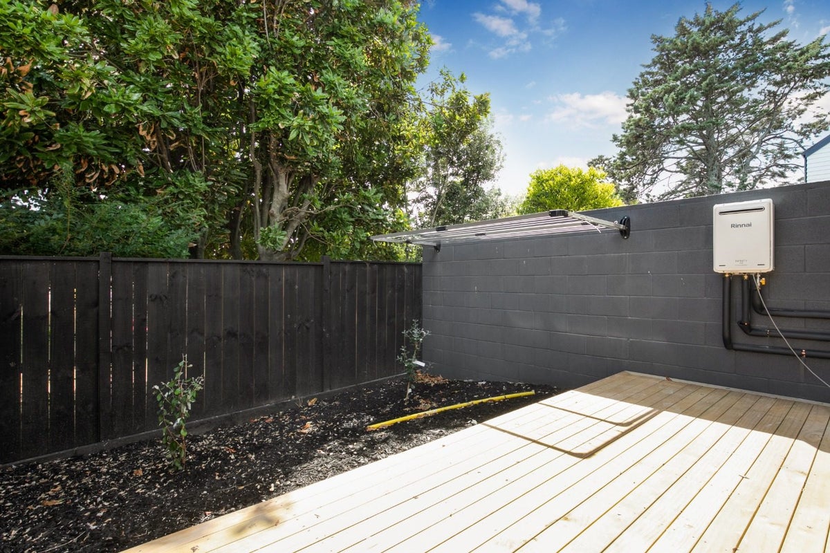 48A Waimate Street, Clover Park, Auckland - Carousel 12