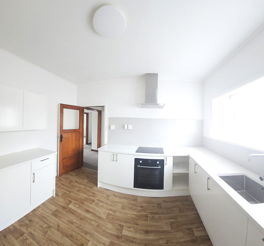 9 The Quadrant, Miramar, Wellington - Carousel 2