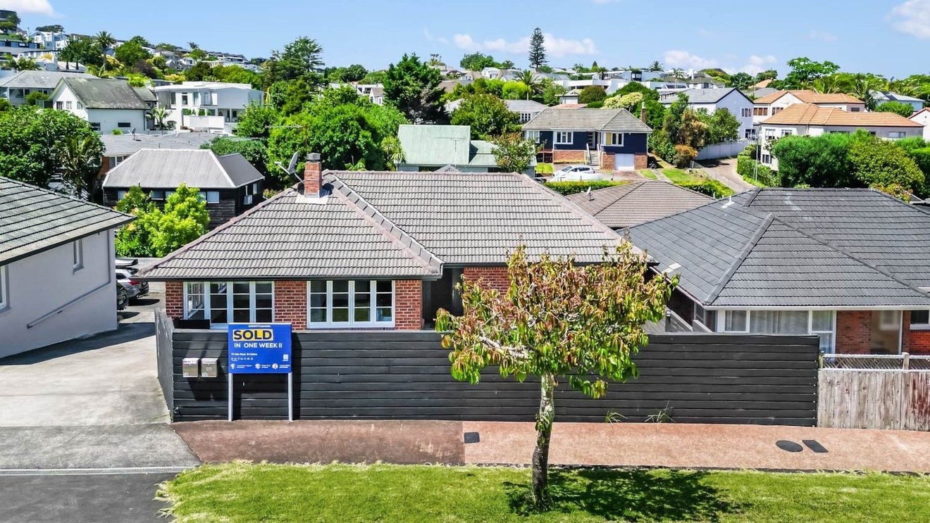 70 Vale Road, St Heliers, Auckland - Carousel 1