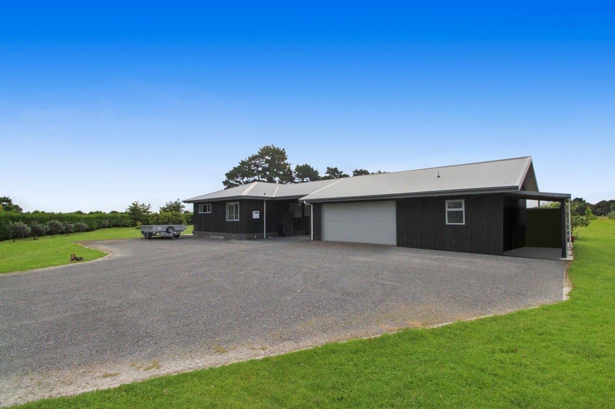 72 Pinfold Road, Palmerston North - Carousel 2