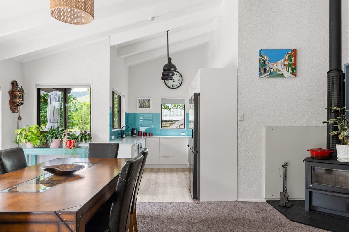 15 Magnolia Street, Outer Kaiti, Gisborne - Carousel 2