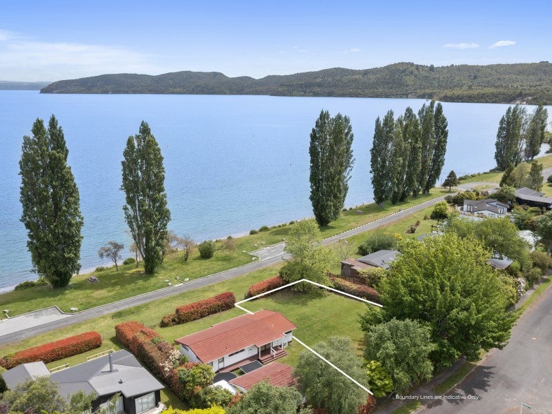 11 Keitha Place, Kinloch, Taupo - Carousel 2