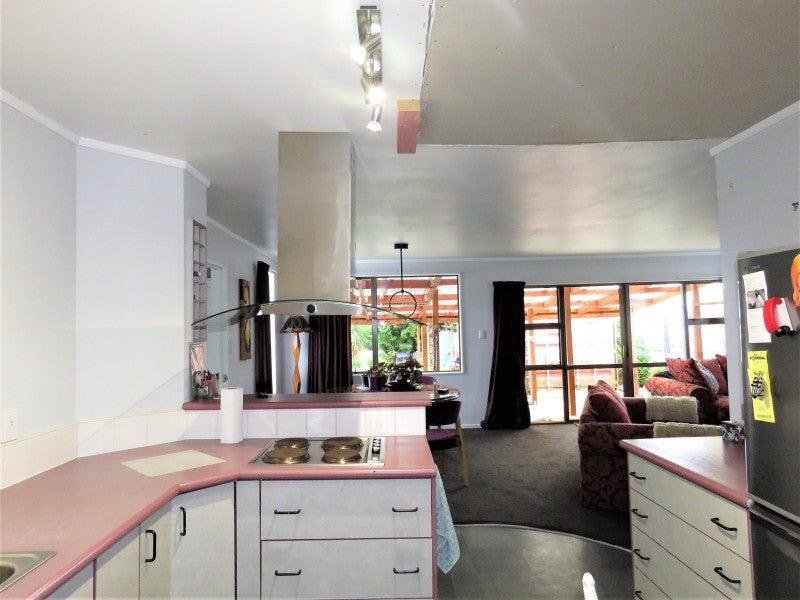 3 Hawes Street, Waimangaroa, Westport - Carousel 2