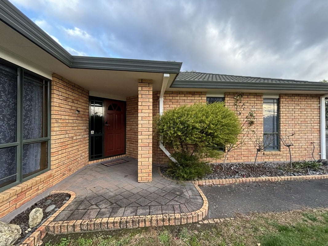 18 Caversham Drive, Rototuna, Hamilton - Carousel 2