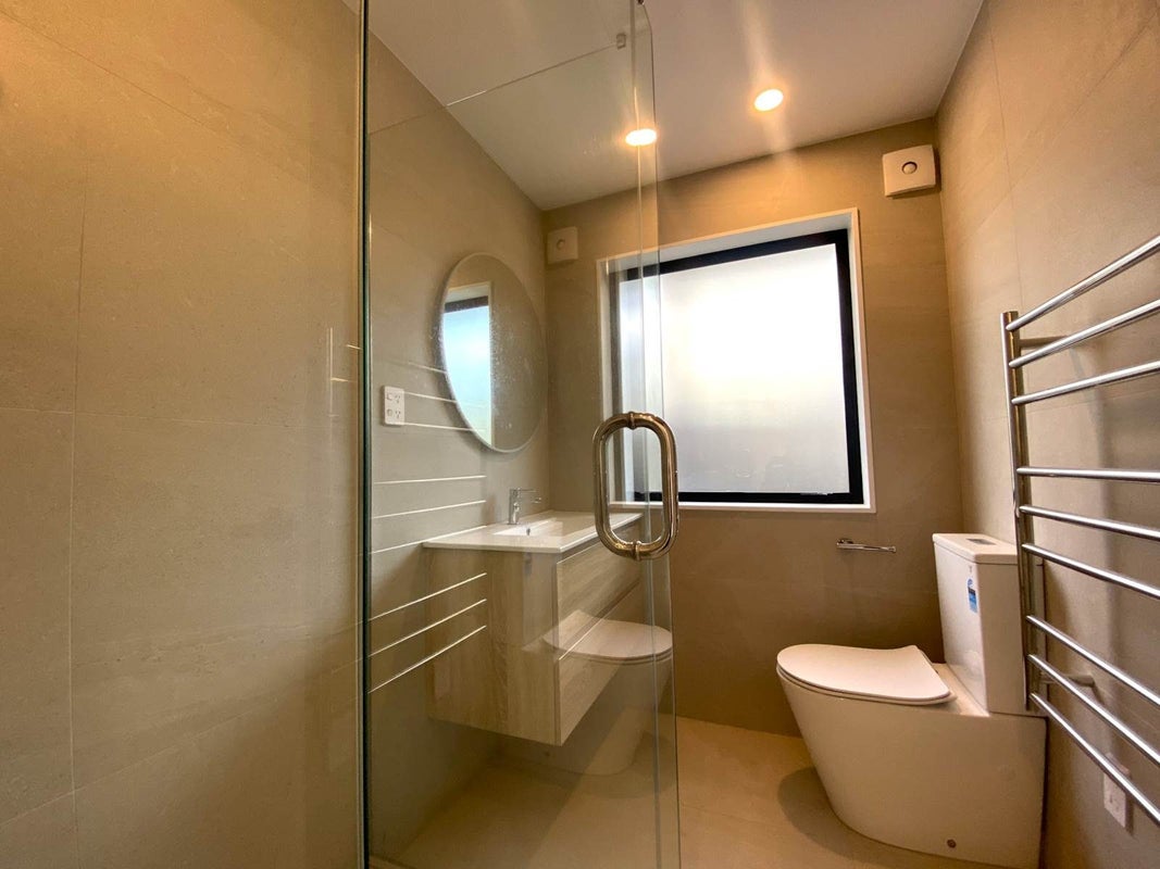 40D Arran Road, Browns Bay, Auckland - Carousel 6