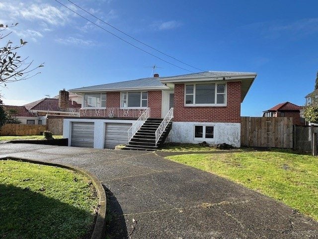 105 Bleakhouse Road, Howick, Auckland - Carousel 2