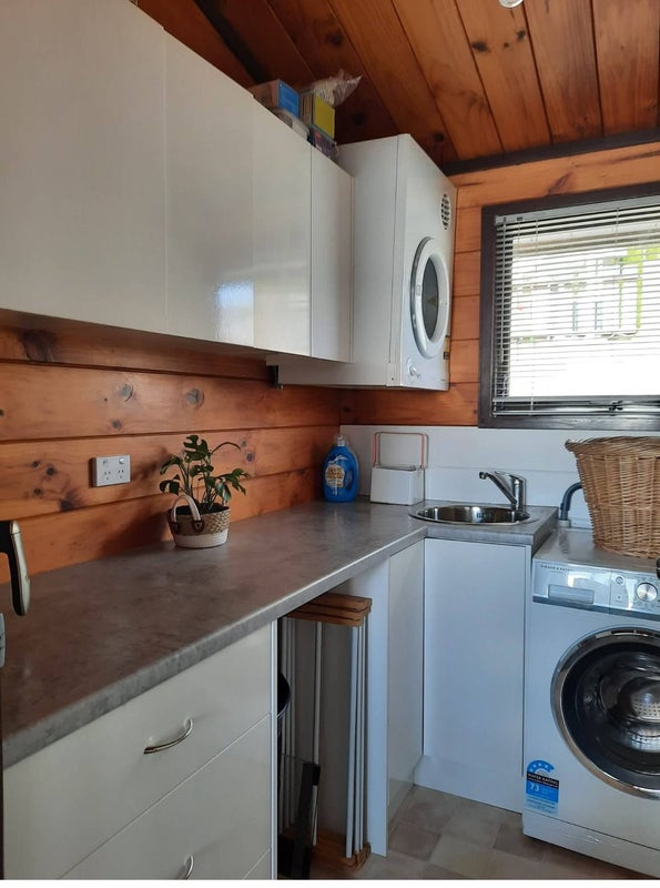 98 Conclusion Street, Ascot Park, Porirua - Carousel 17