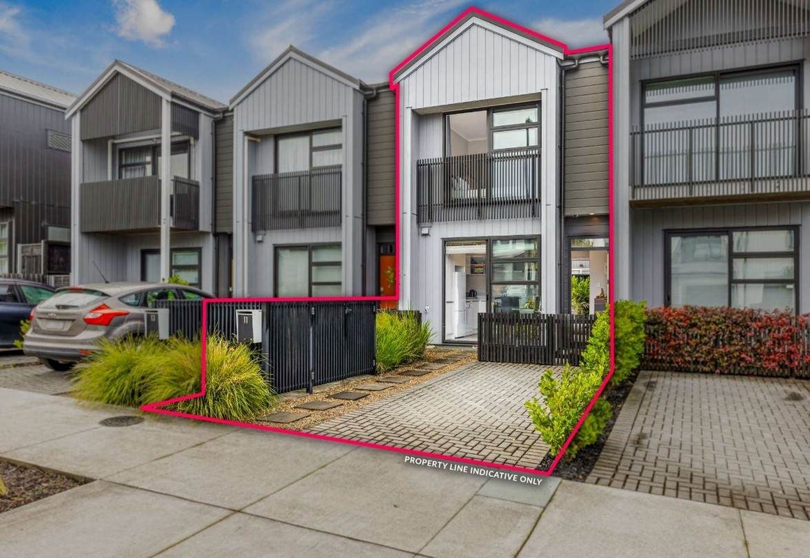 11 Wai Place, Westgate, Auckland - Carousel 2