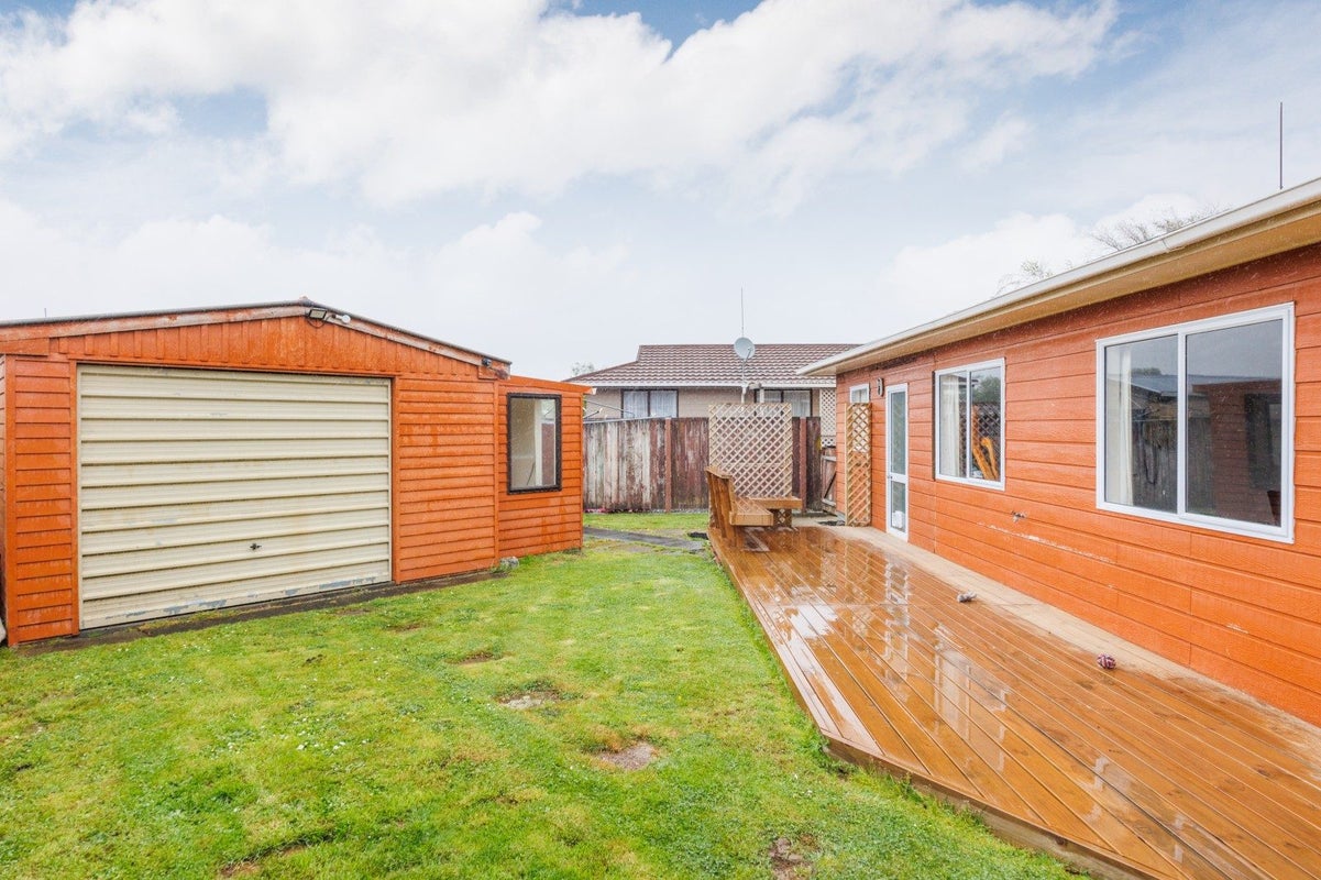 3 Delta Place, Milson, Palmerston North - Carousel 15