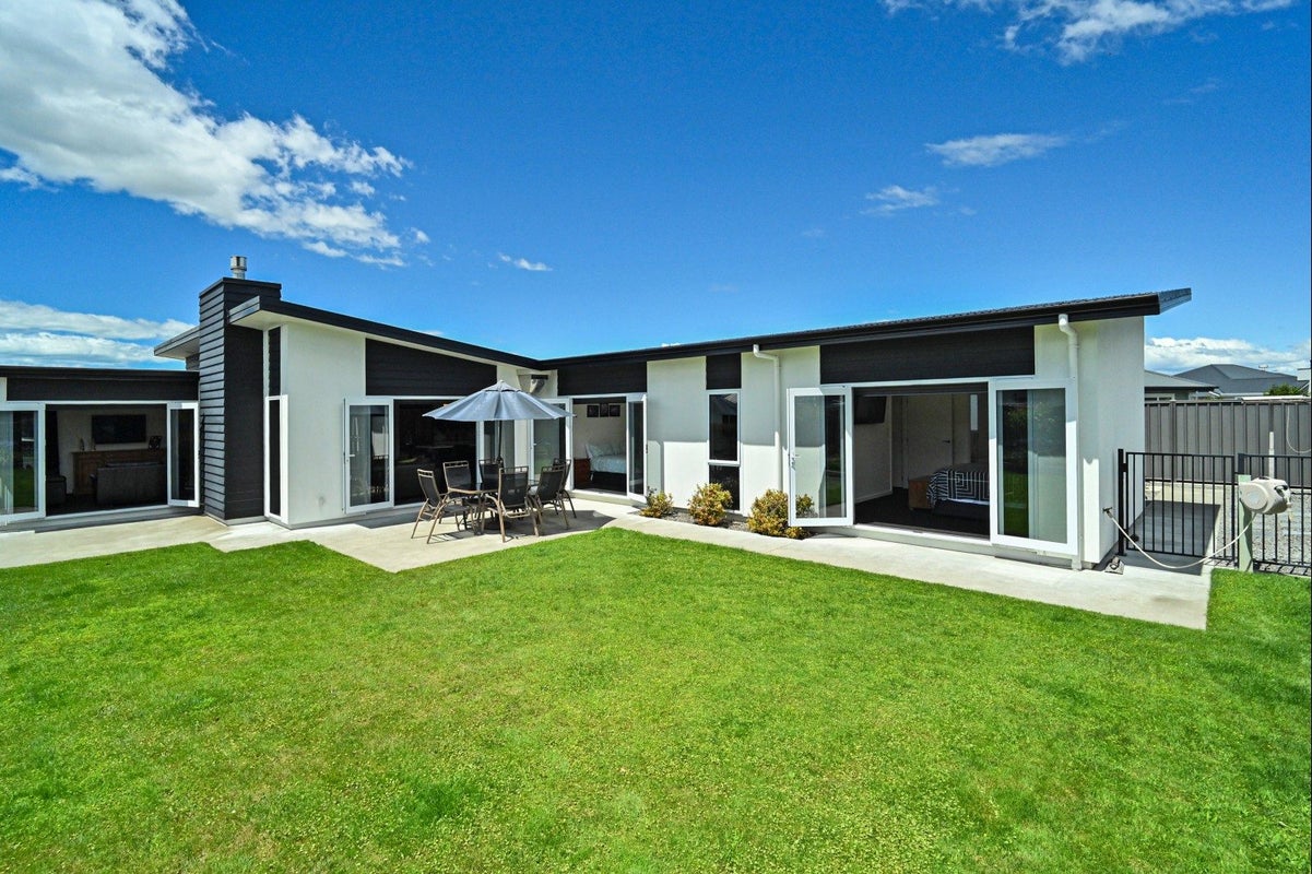 5 Watt Court, Mahora, Hastings - Carousel 1