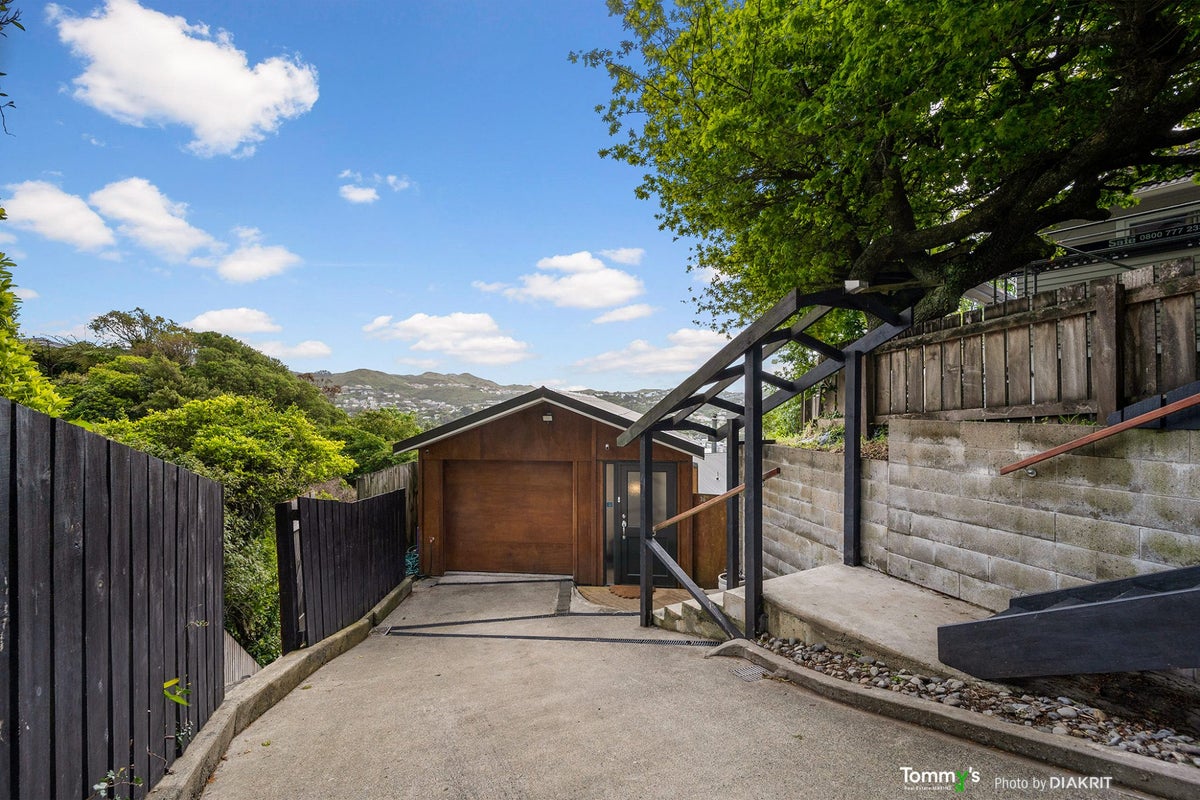 36 Chesterton Street, Johnsonville, Wellington - Carousel 2
