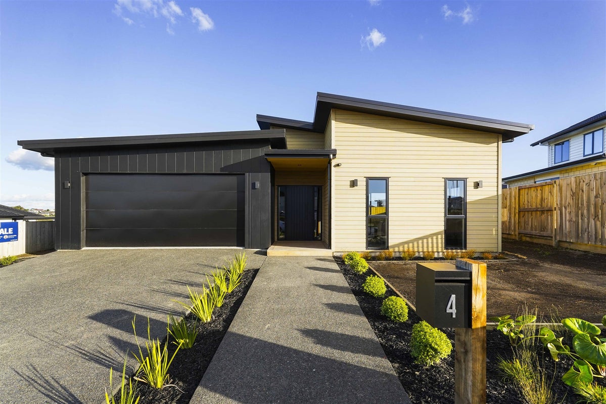 4 Whanau Avenue, Baverstock, Hamilton - Carousel 1