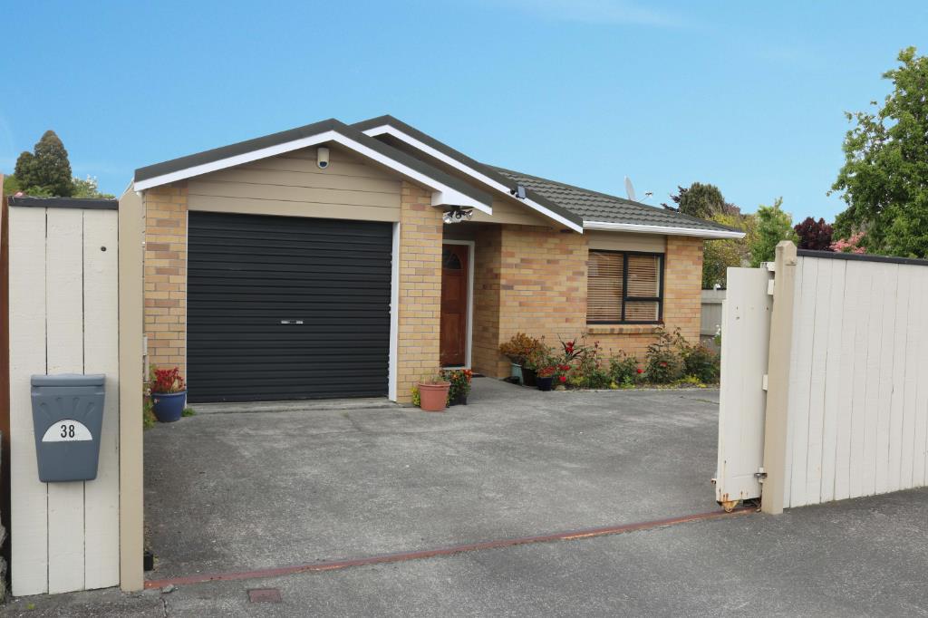 2/38 Porutu Street, Fairfield, Lower Hutt - Carousel 1