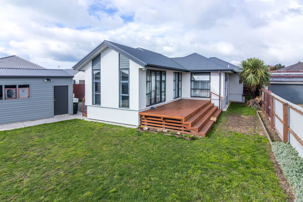 8 St Heliers Crescent, Aranui, Christchurch - Carousel 2
