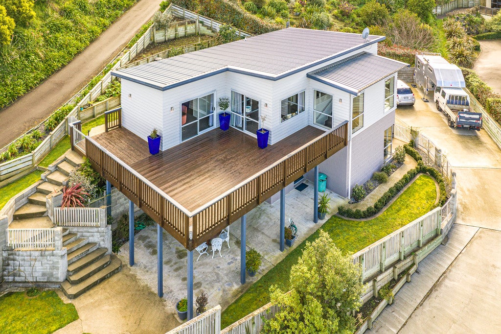 5 Charles Close, Springvale, Whanganui - Carousel 2