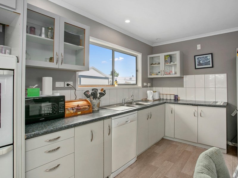 20 Noel Street, Leamington, Cambridge - Carousel 2