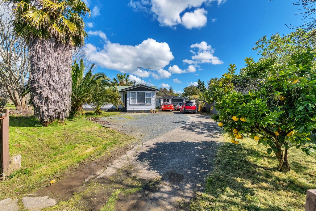 25 Dominion Road, Papakura, Papakura - Carousel 1