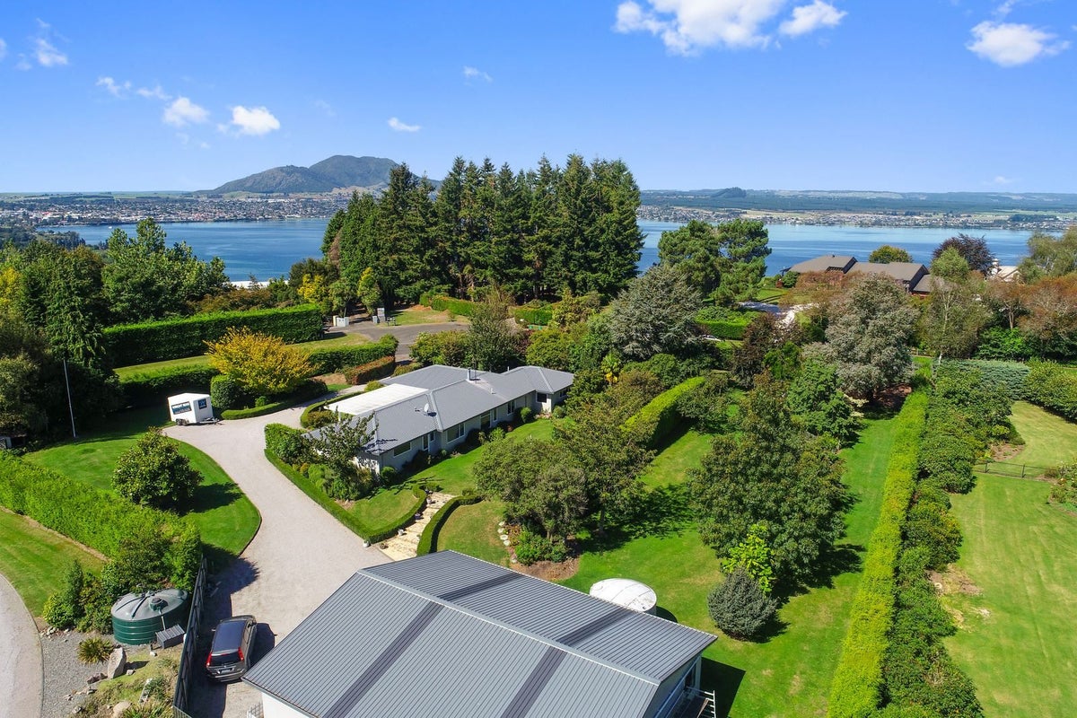 93 Acacia Heights Drive, Acacia Bay, Taupo - Carousel 2