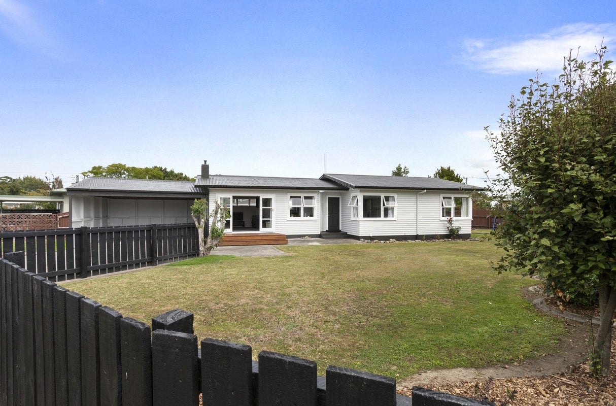 3 Tingey Place, Awapuni, Palmerston North - Carousel 1