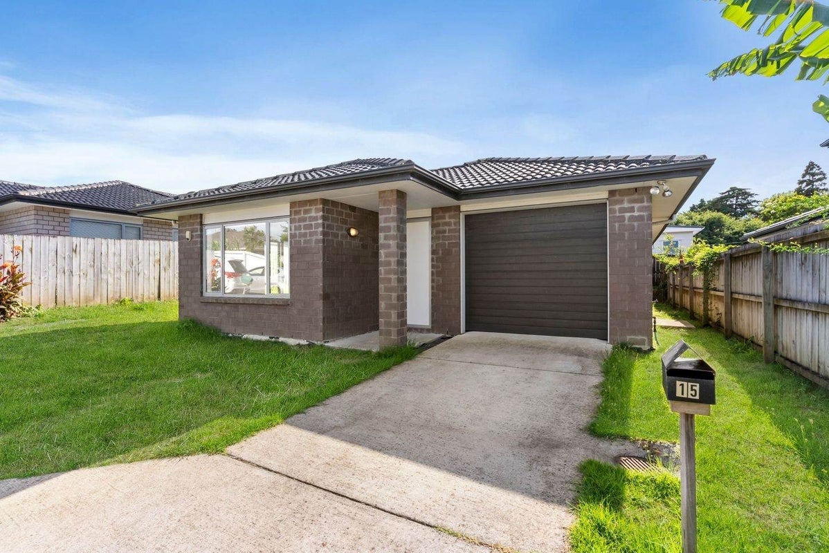 15 Austin Brave Place, Favona, Auckland - Carousel 1