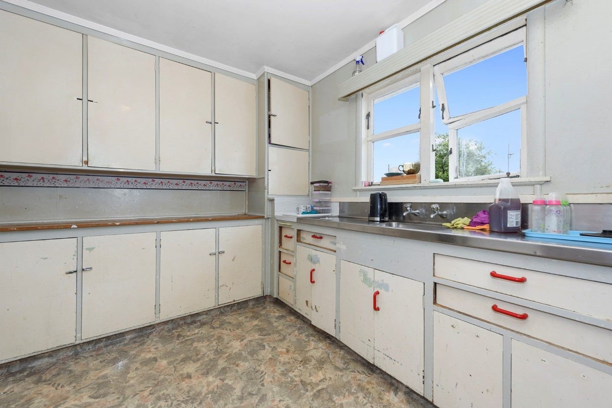 32 Morrinsville Road, Hillcrest, Hamilton - Carousel 2