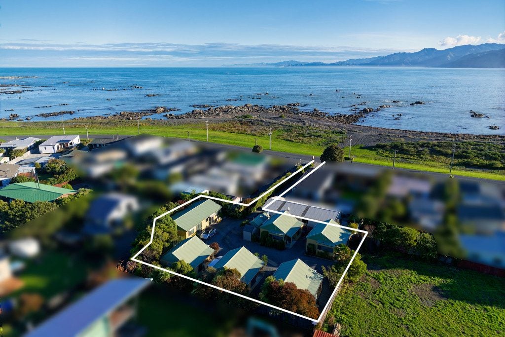29 South Bay Parade, South Bay, Kaikoura - Carousel 1