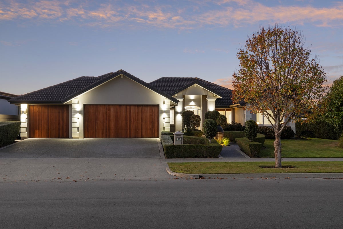 10 Ruby Avenue, Northwood, Christchurch - Carousel 1