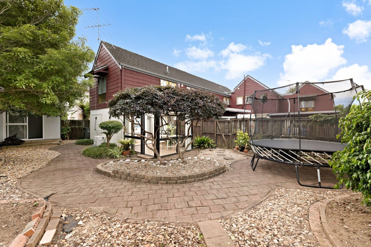 5/8 King George Avenue, Epsom, Auckland - Carousel 2
