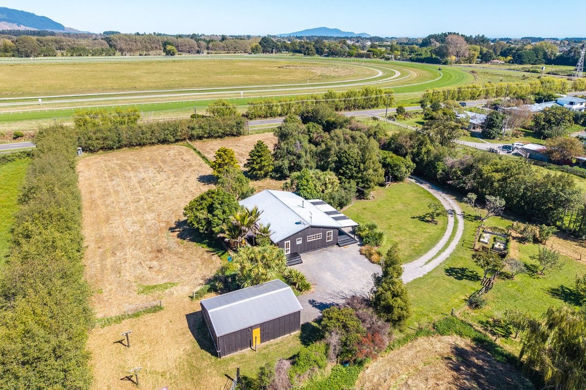 98 Rahui Road, Otaki, Otaki - Carousel 1