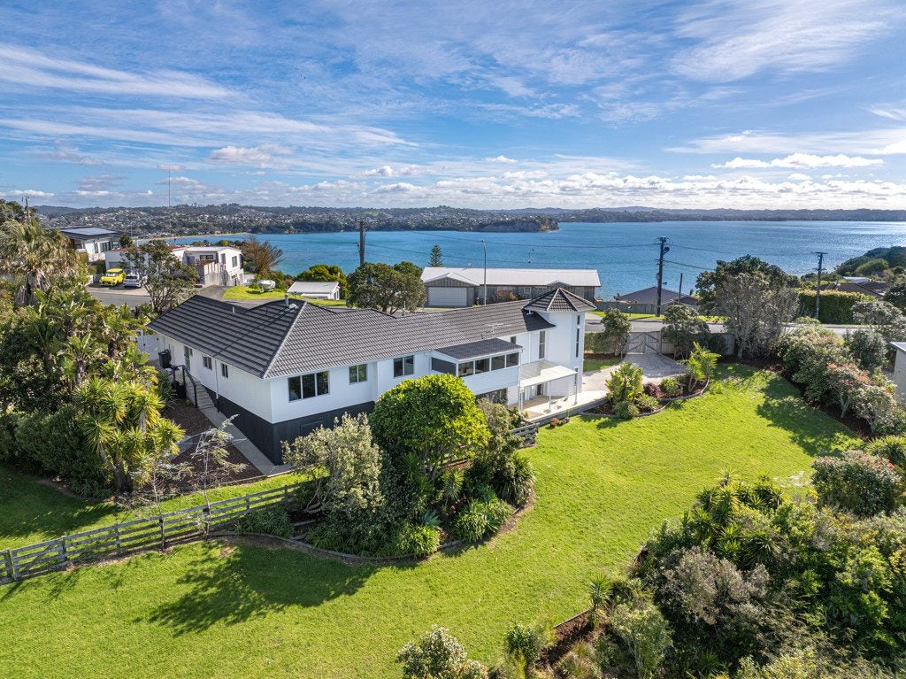 1/4 Roberts Road, Matakatia Bay, Rodney, Auckland - Carousel 1